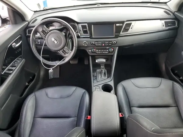 KNDCE3LC7K5216553 2019 KIA NIRO - Image 8