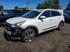 KNDCE3LC7K5222773 2019 KIA NIRO