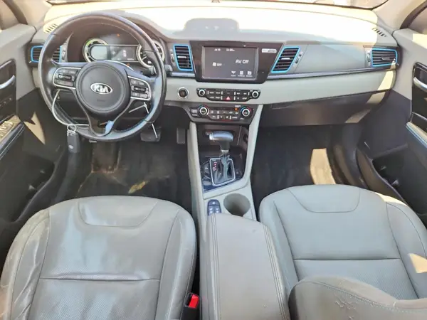 KNDCE3LC7K5240285 2019 KIA NIRO - Image 8