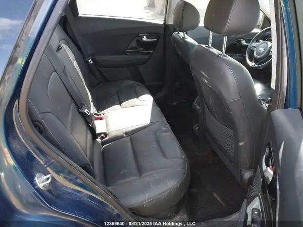 KNDCE3LC7K5273755 2019 KIA NIRO - Image 8