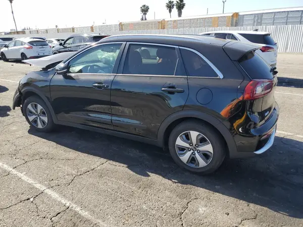 KNDCE3LC7K5303109 2019 KIA NIRO - Image 2