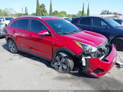 KNDCE3LC7M5465244 2021 KIA NIRO