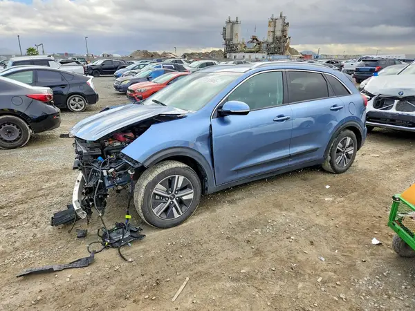 KNDCE3LC7N5495717 2022 KIA NIRO - Image 1