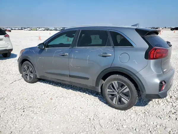 KNDCE3LC7N5495832 2022 KIA NIRO - Image 2