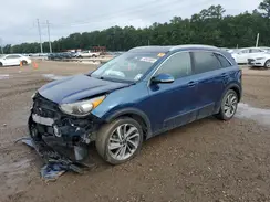 KNDCE3LC8H5041027 2017 KIA NIRO