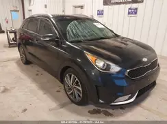KNDCE3LC8H5047989 2017 KIA NIRO