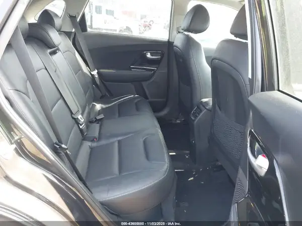 KNDCE3LC8H5049029 2017 KIA NIRO - Image 8