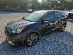 KNDCE3LC8H5063920 2017 KIA NIRO