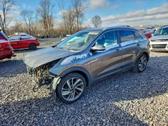 KNDCE3LC8H5065926 2017 KIA NIRO