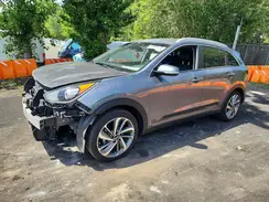 KNDCE3LC8H5075257 2017 KIA NIRO