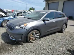 KNDCE3LC8J5132692 2018 KIA NIRO