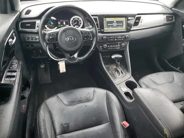 KNDCE3LC8J5134636 2018 KIA NIRO - Image 8