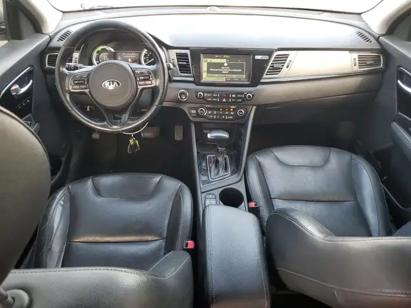 KNDCE3LC8J5147810 2018 KIA NIRO - Image 8