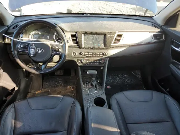 KNDCE3LC8J5164820 2018 KIA NIRO - Image 8