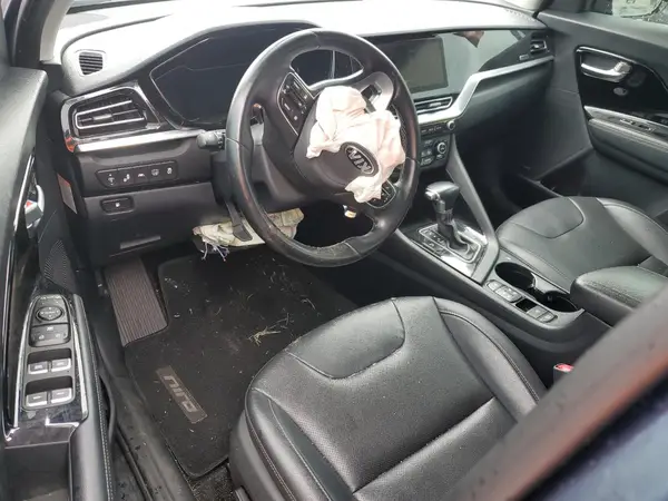 KNDCE3LC8L5426080 2020 KIA NIRO - Image 8