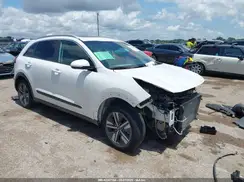 KNDCE3LC8L5438908 2020 KIA NIRO
