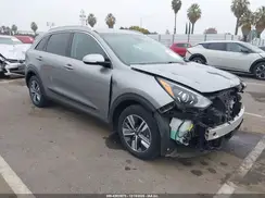 KNDCE3LC8N5490784 2022 KIA NIRO