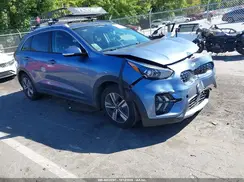 KNDCE3LC8N5521113 2022 KIA NIRO