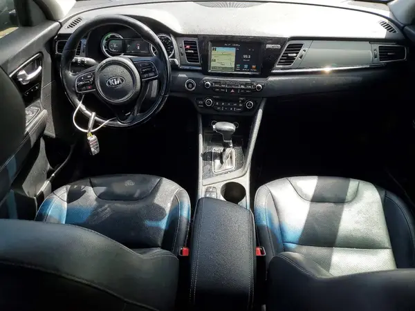 KNDCE3LC9H5050707 2017 KIA NIRO - Image 8