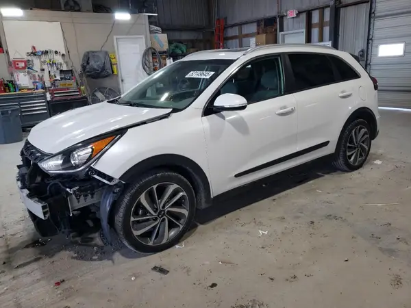 KNDCE3LC9H5050822 2017 KIA NIRO - Image 1