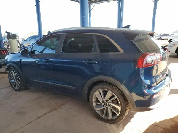 KNDCE3LC9H5092374 2017 KIA NIRO - Image 2