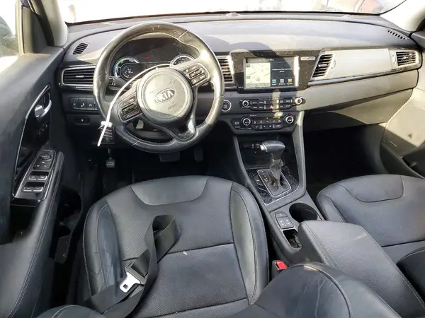 KNDCE3LC9J5108112 2018 KIA NIRO - Image 8
