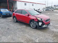 KNDCE3LC9J5120535 2018 KIA NIRO