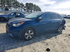 KNDCE3LC9J5125766 2018 KIA NIRO