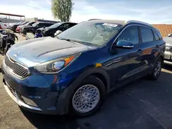 KNDCE3LC9J5126948 2018 KIA NIRO
