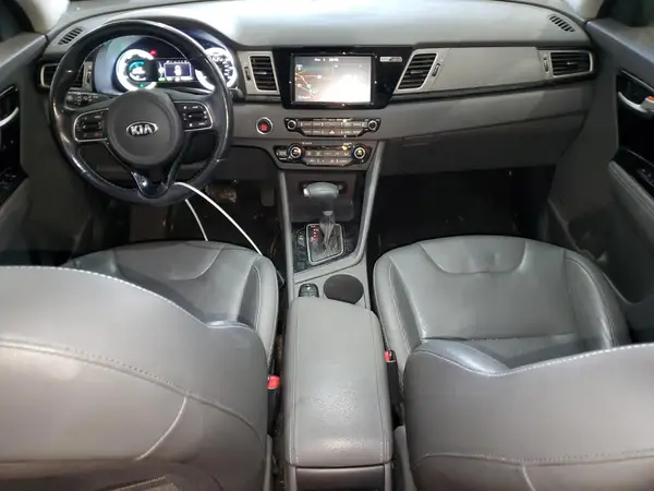 KNDCE3LC9J5129364 2018 KIA NIRO - Image 8