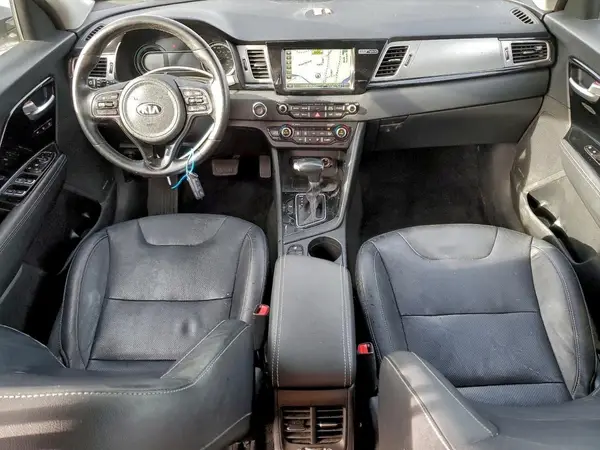 KNDCE3LC9J5139425 2018 KIA NIRO - Image 8