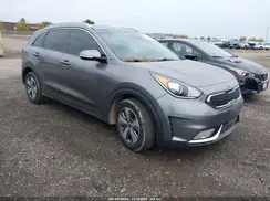 KNDCE3LC9J5142261 2018 KIA NIRO