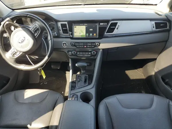 KNDCE3LC9J5175244 2018 KIA NIRO - Image 8
