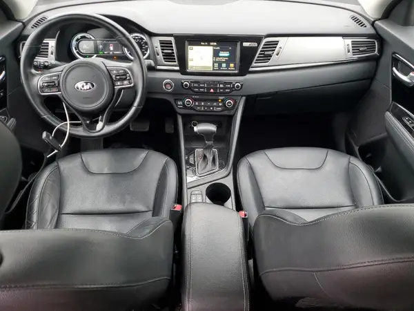 KNDCE3LC9J5187975 2018 KIA NIRO - Image 8