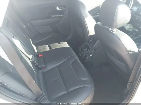 KNDCE3LC9K5216263 2019 KIA NIRO - Image 8