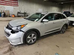 KNDCE3LC9K5221320 2019 KIA NIRO