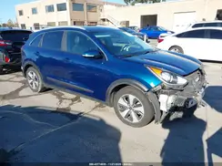 KNDCE3LC9K5274650 2019 KIA NIRO