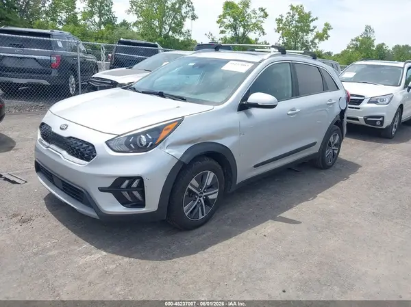 KNDCE3LC9M5482773 2021 KIA NIRO - Image 2