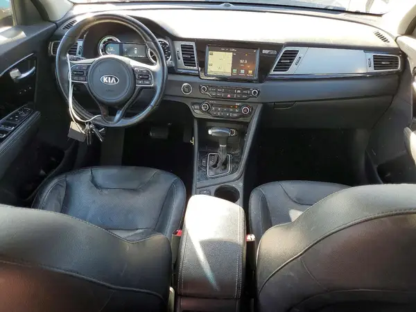 KNDCE3LCXH5048190 2017 KIA NIRO - Image 8
