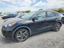 KNDCE3LCXH5056032 2017 KIA NIRO
