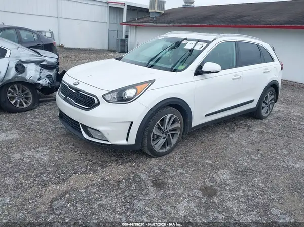 KNDCE3LCXH5062834 2017 KIA NIRO - Image 2