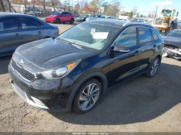 KNDCE3LCXH5069511 2017 KIA NIRO - Image 2