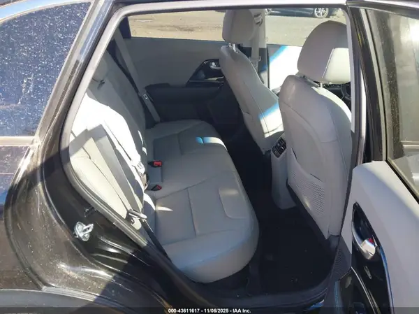 KNDCE3LCXH5069511 2017 KIA NIRO - Image 8