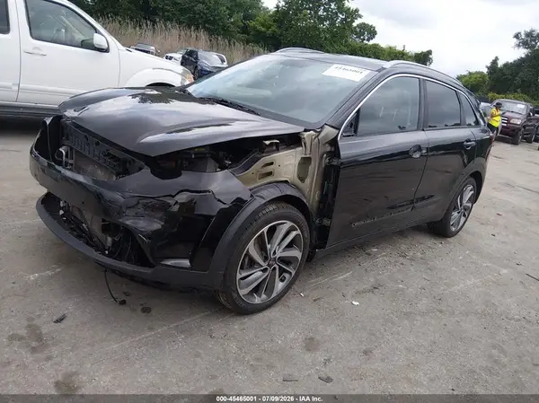 KNDCE3LCXH5083375 2017 KIA NIRO - Image 2