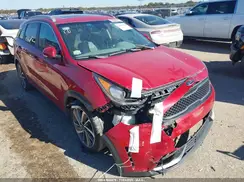 KNDCE3LCXJ5164320 2018 KIA NIRO