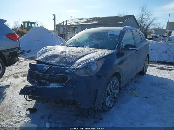 KNDCE3LCXK5215932 2019 KIA NIRO - Image 2