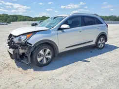 KNDCE3LCXK5235534 2019 KIA NIRO