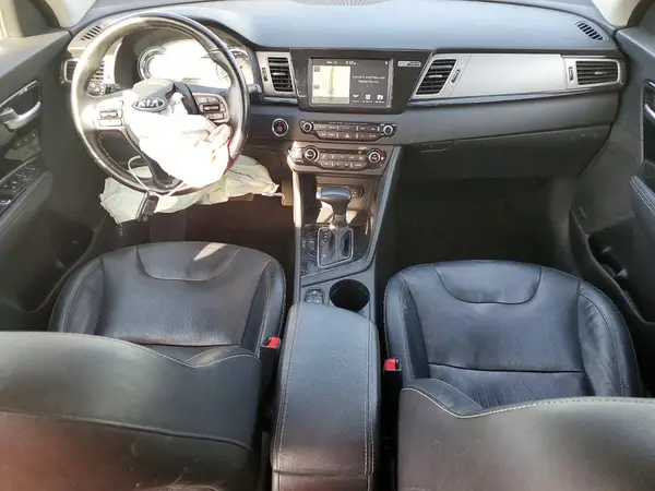 KNDCE3LCXK5243696 2019 KIA NIRO - Image 8
