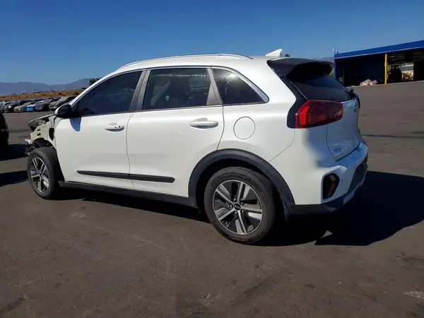 KNDCE3LCXM5483494 2021 KIA NIRO - Image 2