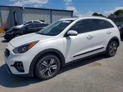 KNDCE3LCXN5516950 2022 KIA NIRO